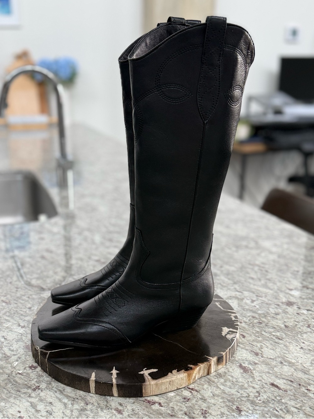 Steve Madden Dollie Black Leather Tall Western Boots Never Worn Cowboy Riding - Picture 5 of 11